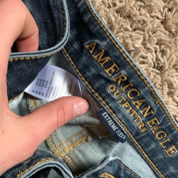 Need money don’t wear - Picture 2 of 2